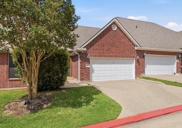 3rd image of 1612 Culture Ln, College Station, TX 77845 | MLS# 75410602