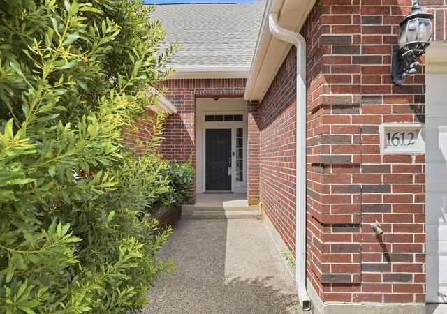 4th image of 1612 Culture Ln, College Station, TX 77845 | MLS# 75410602