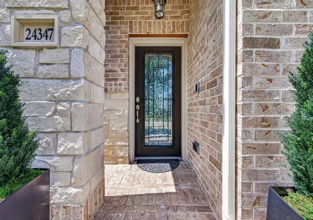 4th image of 24347 Ferdossa Dr, Richmond, TX 77406 | MLS# 77137374