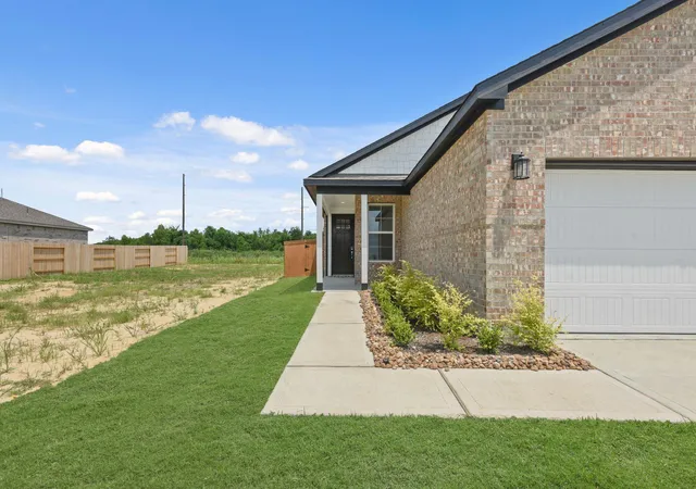 4th image of 460 Long Branch Dr, Dayton, TX 77535 | MLS# 68531843