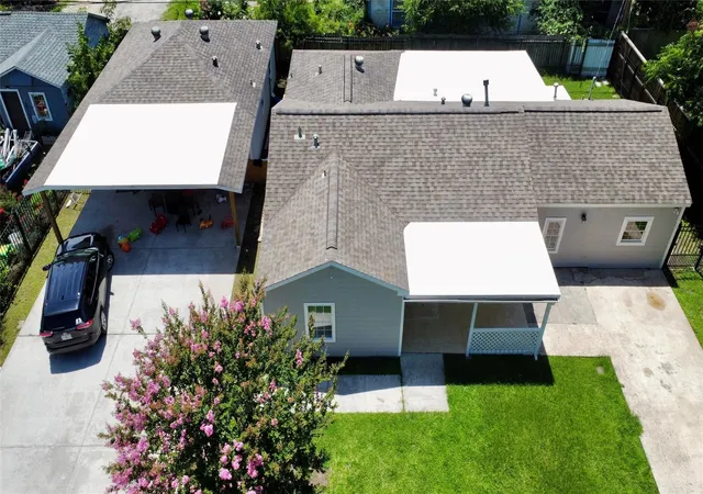 3rd image of 5701 Luna St, Houston, TX 77076 | MLS# 92425002
