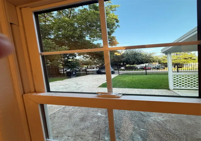 50th image of 5701 Luna St, Houston, TX 77076 | MLS# 92425002