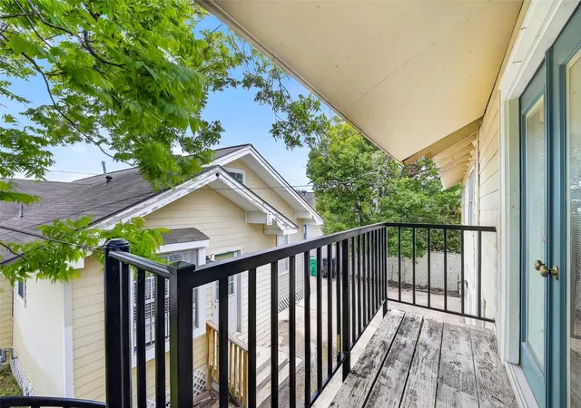 2nd image of 6832Nd Ave I, Houston, TX 77011