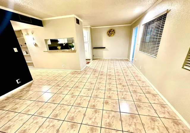 4th image of 11002 Hammerly Blvd #131, Houston, TX 77043 | MLS# 52665630