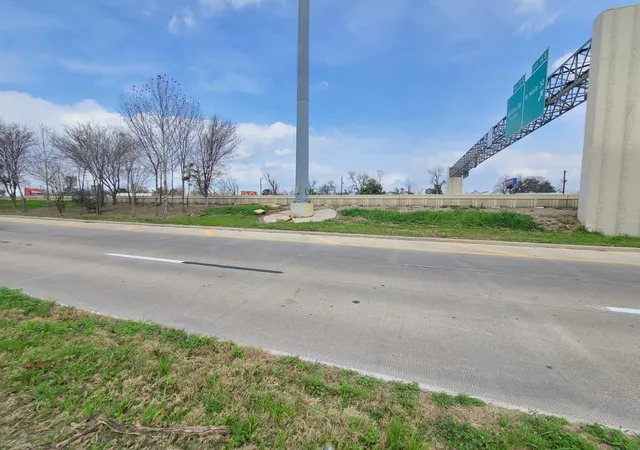 3rd image of 0 N Loop E E, Houston, TX 77008 | MLS# 18907695