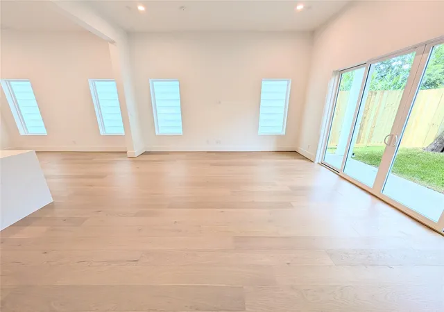 3rd image of 2630 Persa St, Houston, TX 77098 | MLS# 80336346