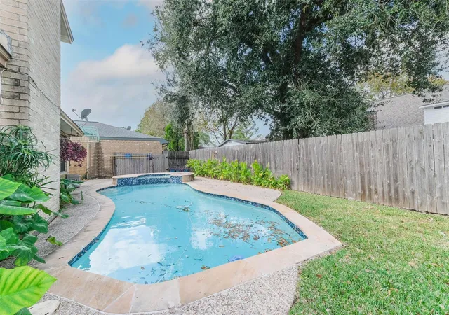 41st image of 11902 Brook Meadows Ln, Meadows Place, TX 77477 | MLS# 8475541