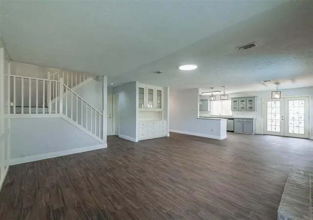5th image of 11902 Brook Meadows Ln, Meadows Place, TX 77477 | MLS# 8475541
