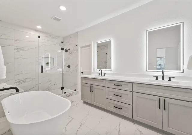 Photo 2 of Single family home for sale at 243 Rebecca St #F, Houston, TX 77022 | MLS# 65785948 | Listing updated on 2026-07-27