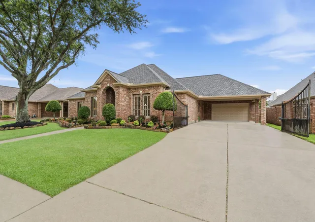 4th image of 2314 E Lawther Dr, Deer Park, TX 77536 | MLS# 96149147
