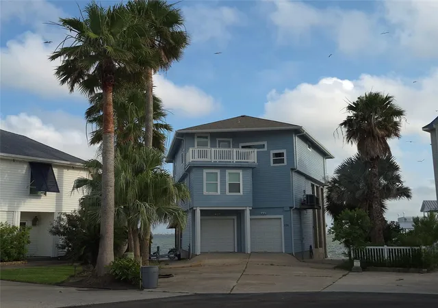 1st image of 106 Quayside Dr, Galveston, TX 77554 | MLS# 33620140