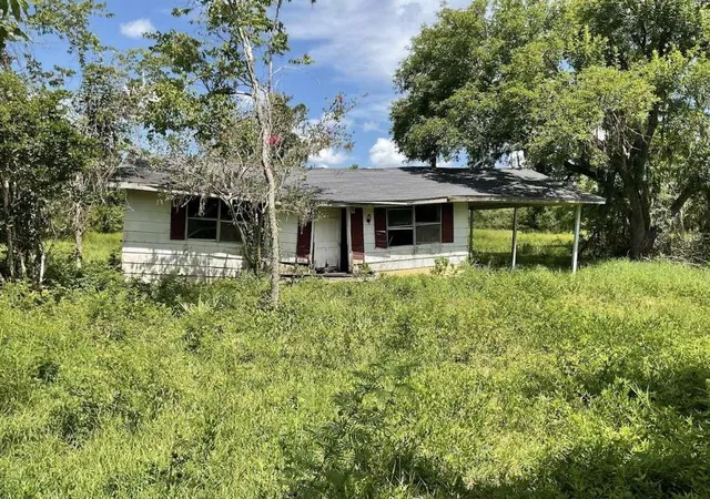 Homes for sale in Brazoria, TX | 1857 County Road 318, Brazoria, TX 77422 | MLS# 92215850