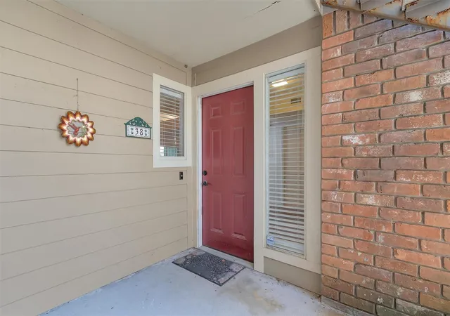 2nd image of 5005 Georgi Ln #38, Houston, TX 77092 | MLS# 80031376
