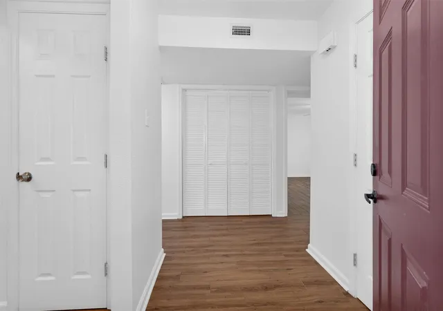 3rd image of 5005 Georgi Ln #38, Houston, TX 77092 | MLS# 80031376