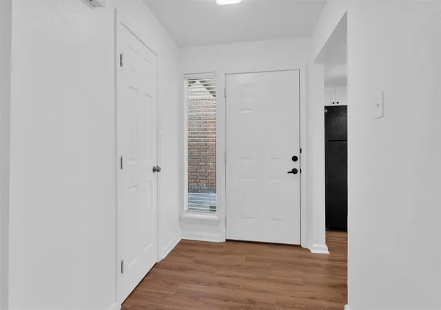 4th image of 5005 Georgi Ln #38, Houston, TX 77092 | MLS# 80031376