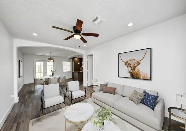 3rd image of 11410 Rockford Dr, Houston, TX 77048 | MLS# 4853847
