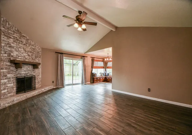 Photo 3 of Single family home for sale at 727 Red Rock Canyon Dr, Katy, TX 77450 | MLS# 71821248 | Listing updated on 2026-08-28