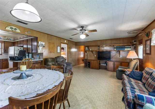 Photo 4 of Land for sale at 2602 Bootlegger Ln, Yoakum, TX 77995 | MLS# 61763485 | Listing updated on 2026-08-04