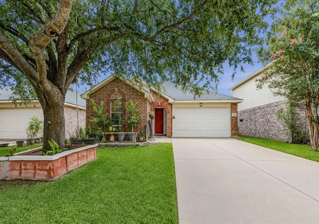 Photo 2 of Single family home for sale at 12718 Saibaba Dr, Houston, TX 77038 | MLS# 21152017 | Listing updated on 2026-08-18