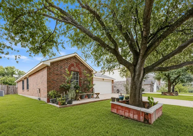 Photo 3 of Single family home for sale at 12718 Saibaba Dr, Houston, TX 77038 | MLS# 21152017 | Listing updated on 2026-08-18