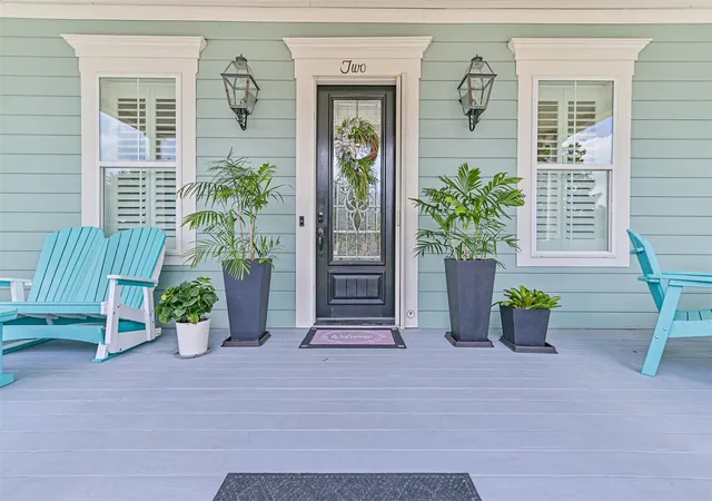 3rd image of 2 Compass Cir, Galveston, TX 77554 | MLS# 45233866