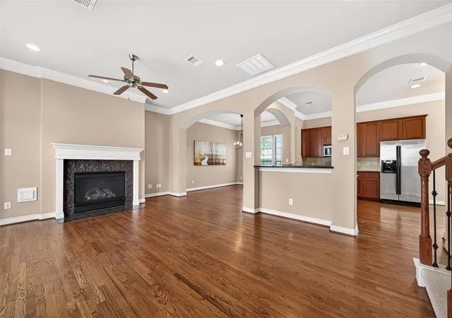 Photo 1 of Townhouse for sale at 8810 Lakeshore Bend Dr, Houston, TX 77080 | MLS# 78078817 | Listing updated on 2026-08-30