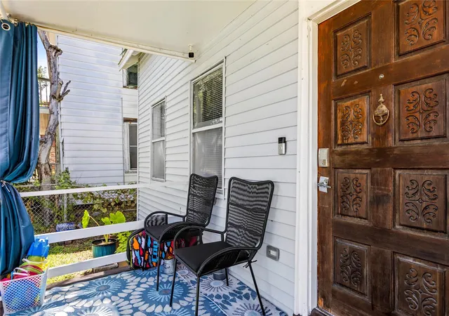 Photo 4 of Single family home for sale at 3327 Ursuline St, Galveston, TX 77550 | MLS# 20535458 | Listing updated on 2026-09-02