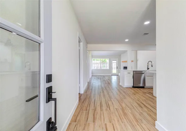 2nd image of 14026 Britoak Ln, Houston, TX 77079 | MLS# 19623312