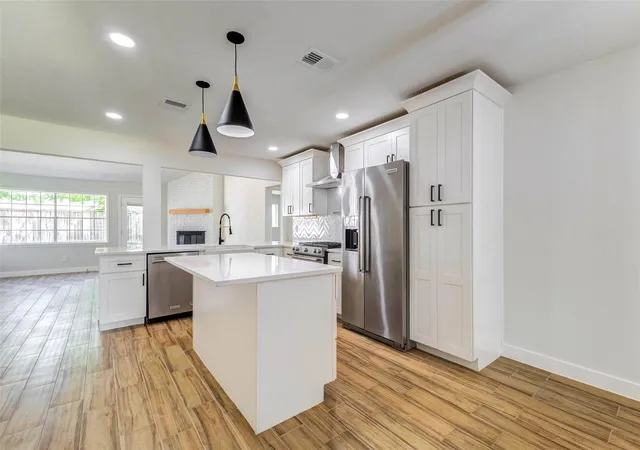 4th image of 14026 Britoak Ln, Houston, TX 77079 | MLS# 19623312