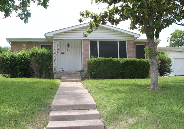 Photo 1 of Single family home for sale at 708 S 32nd Street, Temple, TX 76501 | MLS# 27515588 | Listing updated on 2026-06-26