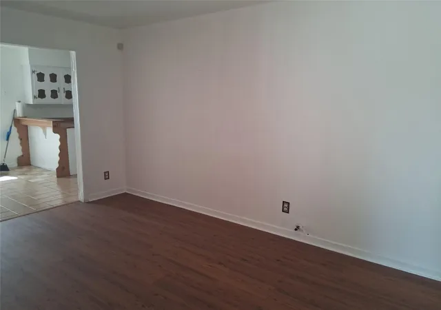3rd image of 3513 Rockingham St, Houston, TX 77051 | MLS# 12794576