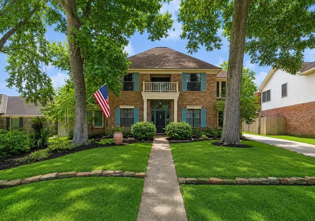 Photo 1 of Single family home for sale at 3914 Hl Springs Dr, Kingwood, TX 77345 | MLS# 10955514 | Listing updated on 2026-09-16