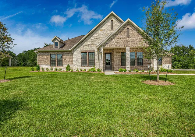 Homes for sale in New Waverly, TX | 270 Seguin Dr, New Waverly, TX 77358 | MLS# 55607053