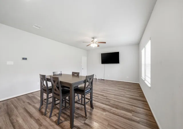 Photo 3 of Single family home for sale at 1812 Kingsford Prairie Ct, Houston, TX 77089 | MLS# 83004652 | Listing updated on 2026-08-27