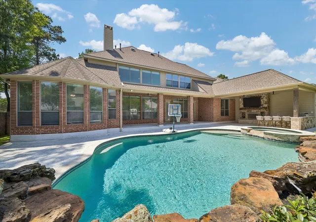 2nd image of 17402 Lake Chelan Ln, Humble, TX 77346 | MLS# 67298672