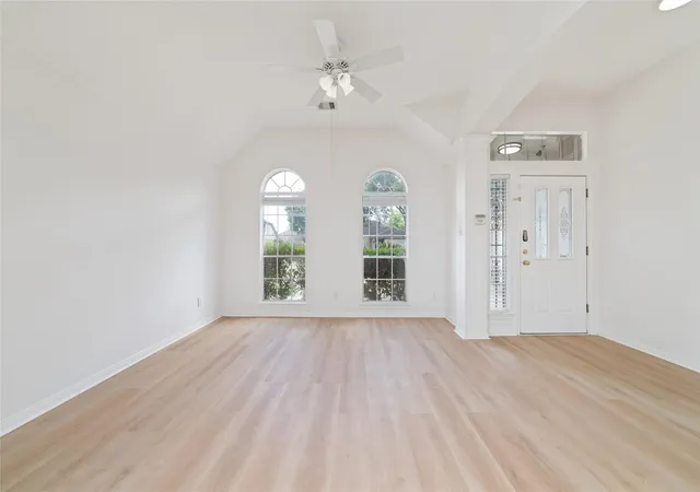 4th image of 7915 Quail Meadow Dr, Houston, TX 77071 | MLS# 8189203