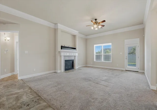 Photo 3 of Single family home for sale at 13930 Hawthorne Cir, Mont Belvieu, TX 77523 | MLS# 30740127 | Listing updated on 2026-09-20