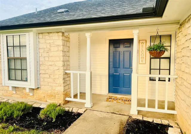 Photo 2 of Single family home for sale at 2209 Stirrup Dr, Round Rock, TX 78681 | MLS# 23753835 | Listing updated on 2026-09-04