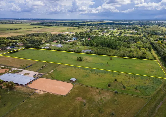 9th image of 2126 County Road 367, Alvin, TX 77511 | MLS# 34091571