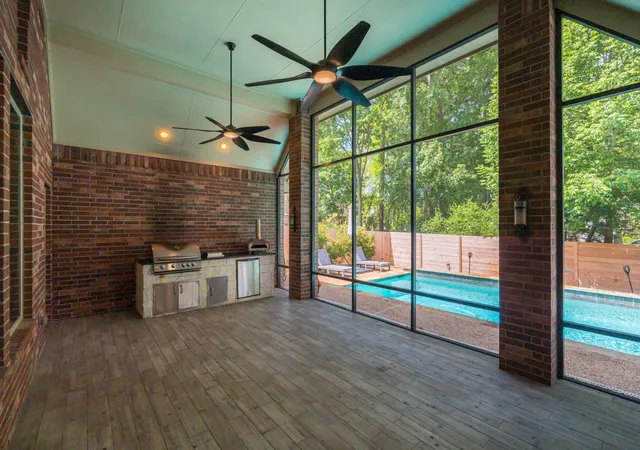 Photo 2 of Single family home for sale at 24 Camden Oaks Ln, Montgomery, TX 77356 | MLS# 64051903 | Listing updated on 2026-08-30