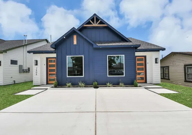 1st image of 7906 Gladstone St, Houston, TX 77051 | MLS# 21973885