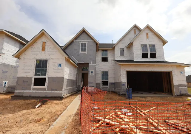 Photo 2 of Sale Pending at 19715 Jessica View Ln, Cypress, TX 77433 | MLS# 19219058 | Listing updated on 2026-09-08