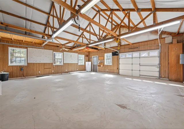 Photo 2 of Sale Pending at 5030 Highland Pass, Montgomery, TX 77316 | MLS# 15089096 | Listing updated on 2026-09-15