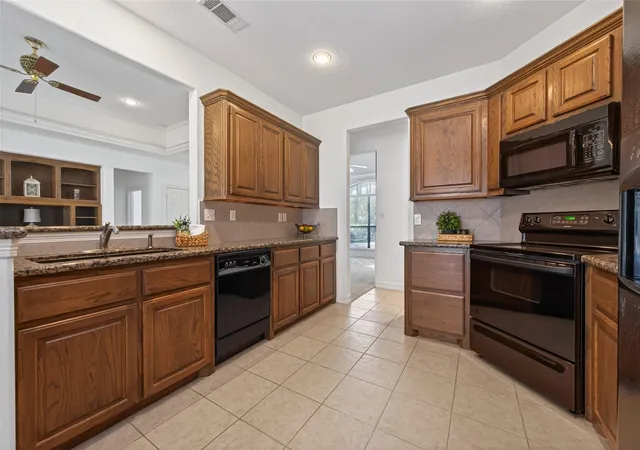 Photo 3 of Sale Pending at 5030 Highland Pass, Montgomery, TX 77316 | MLS# 15089096 | Listing updated on 2026-09-15