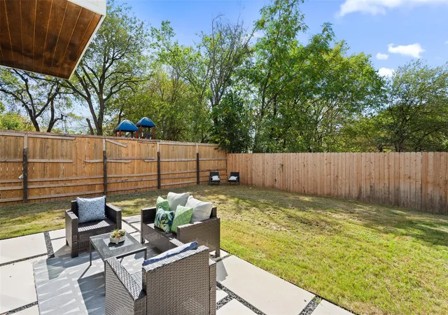 5th image of 4407 Merle Dr #B, Austin, TX 78745 | MLS# 11471348
