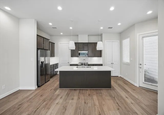 2nd image of 5914 Haring Ln, Houston, TX 77091 | MLS# 47272517