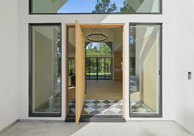 Photo 3 of Single family home for sale at 25100 Fort Davis Rd, Montgomery, TX 77316 | MLS# 34146543 | Listing updated on 2026-09-05