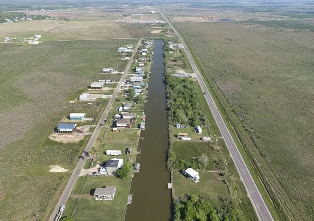 Homes for sale in Sargent, TX | 24760 Fm 457, Sargent, TX 77414 | MLS# 51807770
