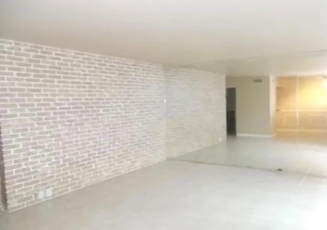 4th image of 5353 Richmond Ave #4, Houston, TX 77056 | MLS# 3928392