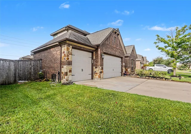 Photo 3 of Single family home for sale at 31115 Yellow Dawn, Hockley, TX 77447 | MLS# 10914045 | Listing updated on 2026-09-17